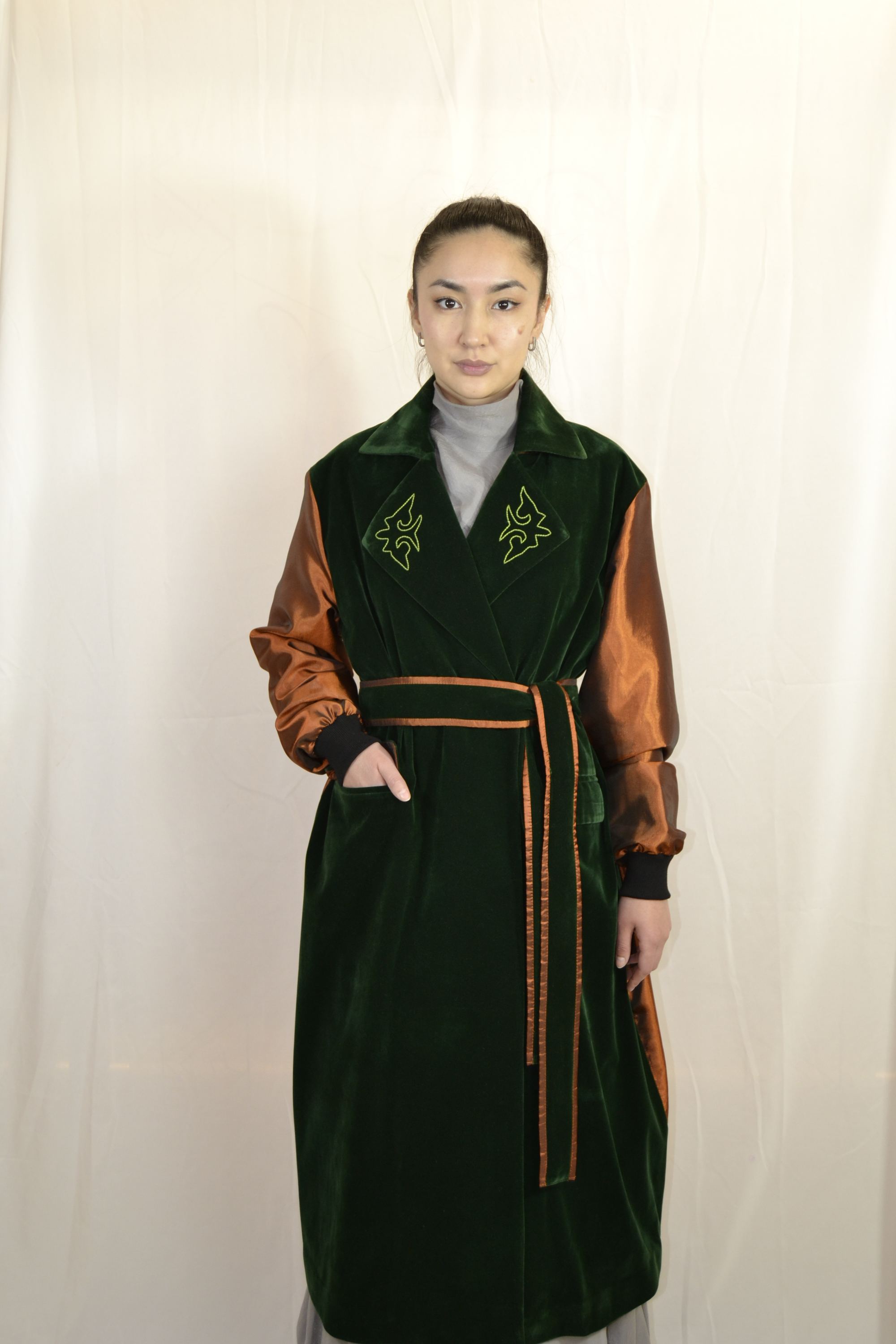 Казахская женская шапан zhasylshymkent зеленый DALA
